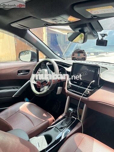 Toyota Corolla Cross 1.8V 2022 - 705 Triệu