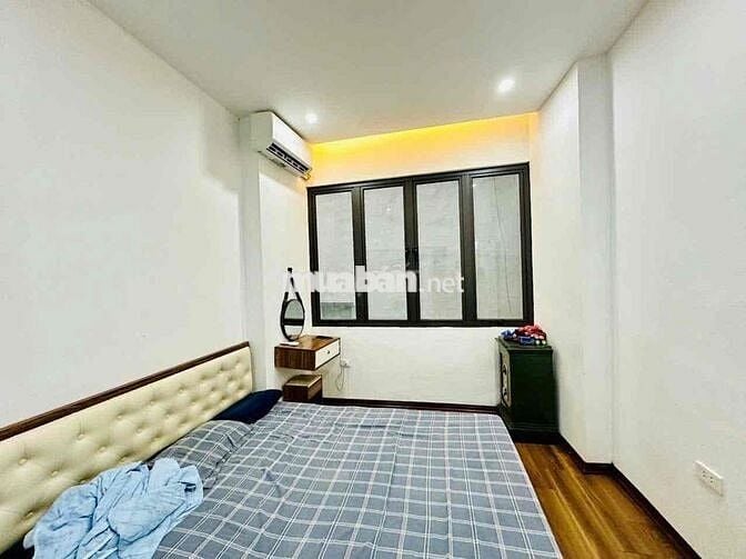 NHÀ ĐẸP NGUYỄN KHANG-31M2-4 TẦNG-8,450 TỶ-NGÕ NÔNG-VÀI BƯỚC CHÂN RA  H