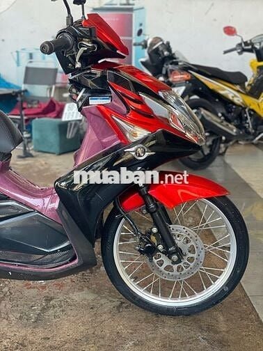 Xe máy Yamaha Nouvo 5 fi màu Đỏ, Đen, Tím