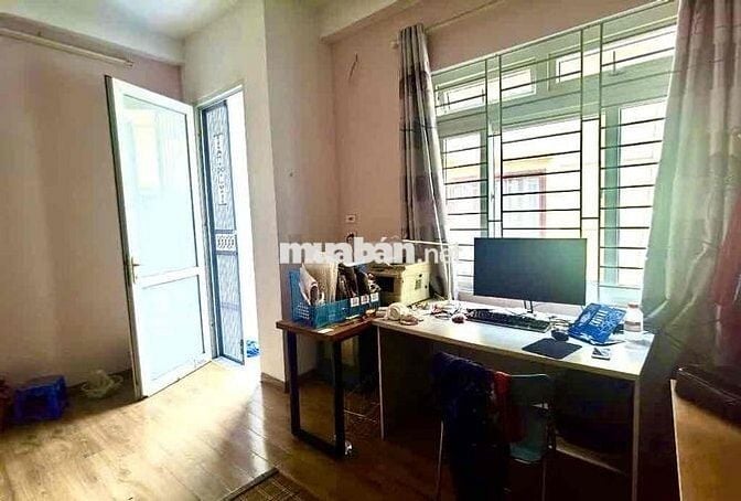 BÁN NHÀ HOÀNG MAI - DIỆN TÍCH RỘNG -  NGÕ NÔNG TO - DÂN XÂY - THOÁNG S