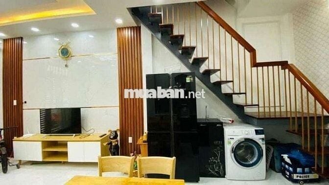 NHÀ ĐẸP GÒ VẤP – GẦN CÔNG VIÊN LÀNG HOA – 4M× 9M - GIÁ CHỈ 3,1 TỶ
