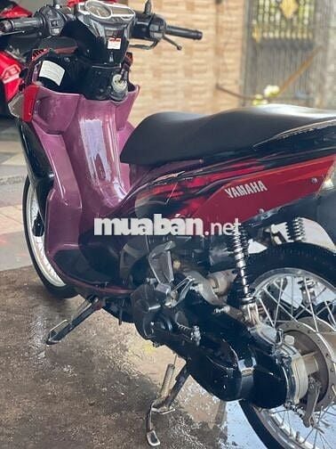Xe máy Yamaha Nouvo 5 fi màu Đỏ, Đen, Tím