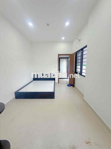 NHÀ MỚI XÂY FULL NỘI THẤT MỚI 100% NGAY VÒNG XOAY LÊ ĐẠI HÀNH