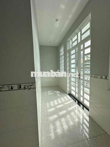 NHÀ LẦU NGAY VICOM ĐƯỜNG DƯƠNG TỬ GIANG VÔ CHỈ 50MÉT VỊ TRÍ TRUNG TÂM