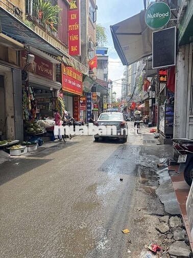 Kim Giang ngõ to rộng đẹp. 40m 5 tầng 8 tỷ