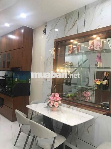 Bán nhà Huỳnh văn nghệ Tân bình phường 15