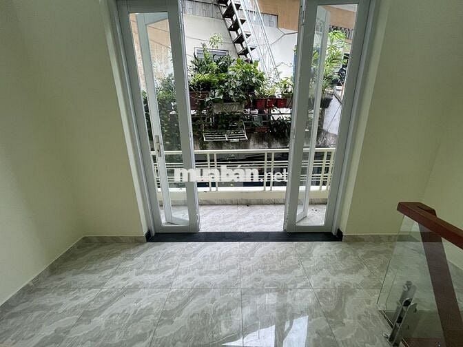BÁN NHÀ ĐẸP TRUNG TÂM Q.10 HXH CÁCH MẶT TIỀN 30M (3.9M X 7.5M) 4.7T TL