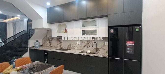 Cho thuê nhà kiệt oto Trung Tâm Hải Châu