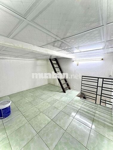 PHƯỜNG 3_ QUẬN 11 NHÀ MỚI SỬA CHỮA SẠCH SẼ DỌN VÀO Ở LIỀN