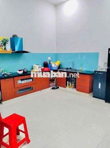 BÁN NHÀ 2 LẦU ( Sổ Hồng Riêng Thổ Cư )