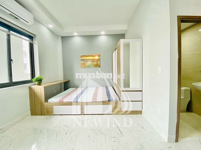 Căn Hộ Ban Công Đầy Đủ Nội Thất Nội Khu Khu Dân Cư Tân Quy Đông Quận 7