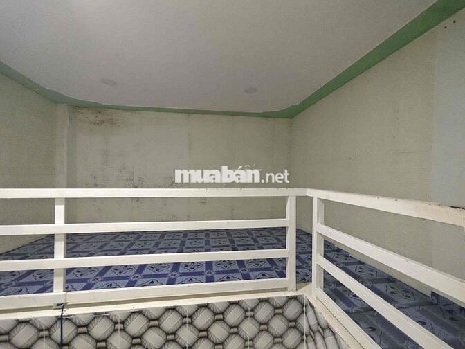 Duplex giá siêu rẻ nằm gần cầu chánh hưng thuận tiện qua trung tâm