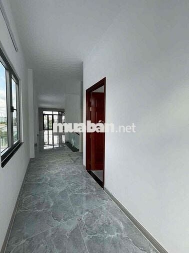 Nhà tuyệt đẹp 300m2 KDC Long Thinh