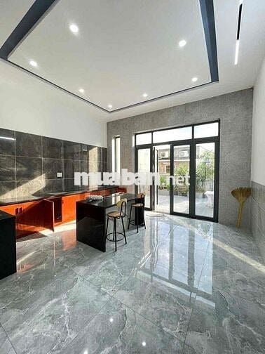 Nhà tuyệt đẹp 300m2 KDC Long Thinh