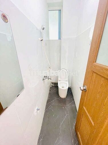 PHÒNG TRỌ PHẠM VĂN CHIÊU, 3tr có ban công
