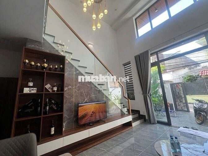 Cần Cho thuê nhà Mặt Tiền Phạm Thế Hiển  P. Vũng Tàu
