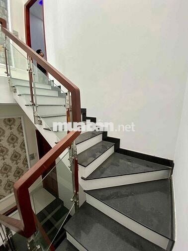 Nhà phố liền kề mới xây trung tâm Quận Bình Tân