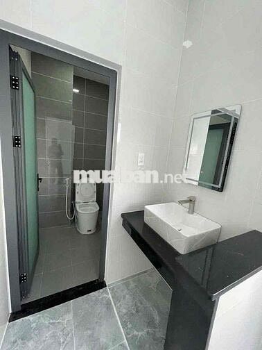 Nhà tuyệt đẹp 300m2 KDC Long Thinh