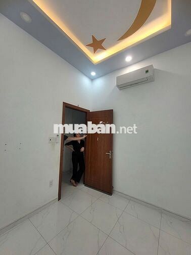 Phòng trọ 1 người + 10m2 + máy lạnh/bếp  + Giờ giấc tự do