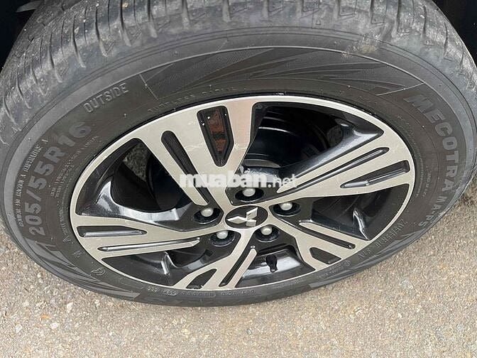 Mitsubishi Xpander 2020 AT - 76000 km