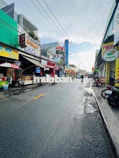 BÁN NHÀ 1 LỬNG 5 TẦNG MẶT TIỀN KINH DOANH ĐS NGAY TÔ NGỌC VÂN 5PN