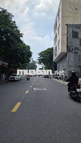 2 mặt tiền 6m trước sau Đặng Văn Sâm