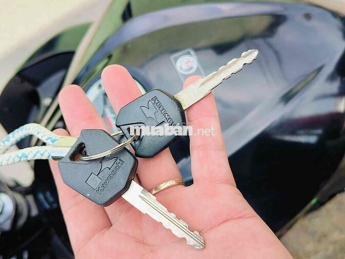Z300 biển SG chính chủ chạy lướt