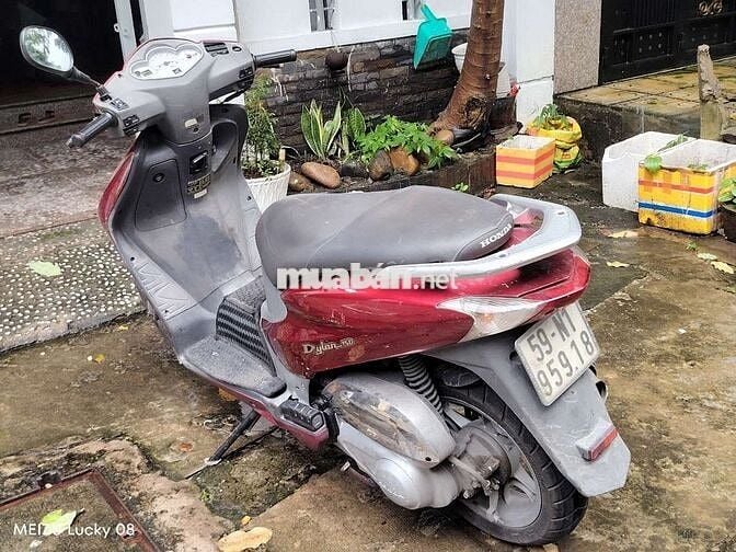 Bán Dylan 150cc đỏ nhập Ý – đời 2005, biển TP