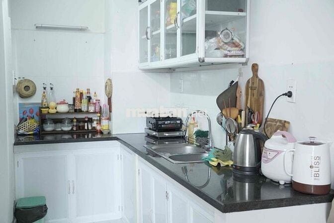GẤP, PASS CHUNG CƯ đầy đủ nội thất giá 4tr1 (Bao phí DV)