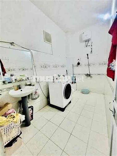 Bán Lô Góc Yên Lãng - 30m2 ,4 tầng Mt 3,4m , sổ nở hậu 7,5tỷ