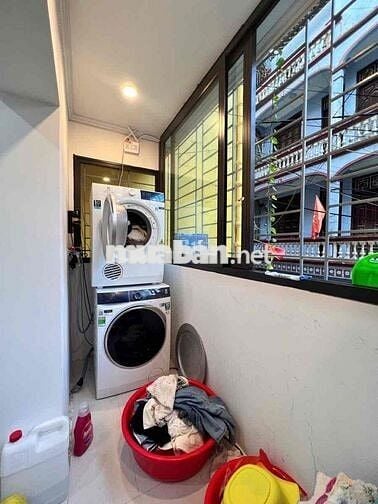 Căn hộ 90 m2 rất đẹp phố Láng Hạ - 3 ngủ 2vs tầng 2 sổ đỏ Đống Đa full
