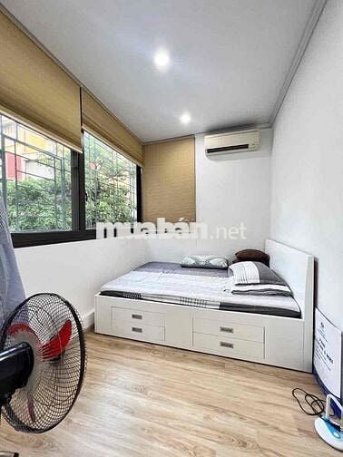Căn hộ 90 m2 rất đẹp phố Láng Hạ - 3 ngủ 2vs tầng 2 sổ đỏ Đống Đa full