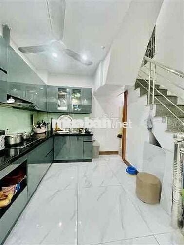 Bán Lô Góc Yên Lãng - 30m2 ,4 tầng Mt 3,4m , sổ nở hậu 7,5tỷ
