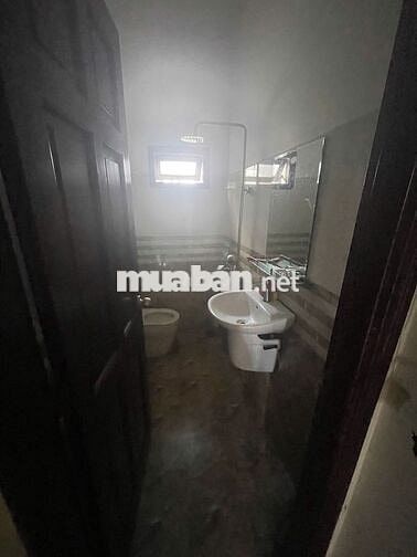 Nhà nguyên căn 80m2, 7pn 4wc, Hà Huy Giáp, Q12