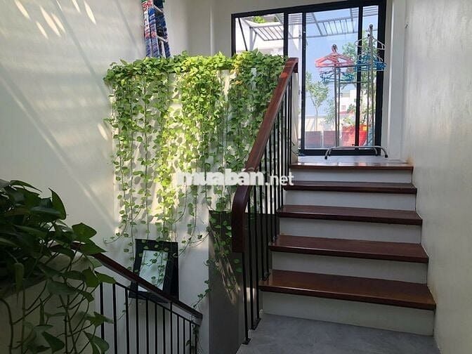 Nhà 43m2 Mặt Phố Thạch Bàn Vào Cách 1 Nhà, Aeon Long Biên -  Hơn 8 tỷ