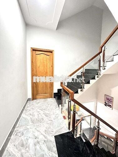 Bán nhà mới 4 tầng, 80m2 đường xe tải 12m Nguyễn Ảnh Thủ, Quận 12. 8T