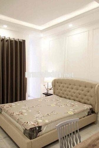 Căn hộ dịch vụ Quận 4 sát Quận 1 y hình, sạch, sang