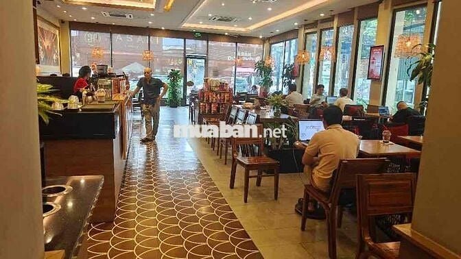 LÔ GÓC 2 MẶT TIỀN ĐƯỜNG NGUYỄN XÍ 115M2 ĐANG CHO HIGHLANDS COFFEE THUÊ