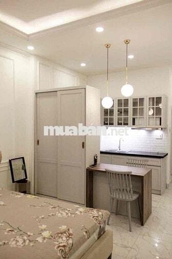 Căn hộ dịch vụ Quận 4 sát Quận 1 y hình, sạch, sang