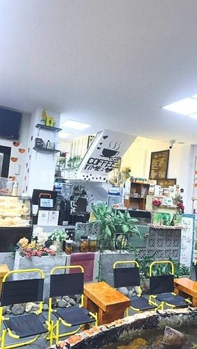 NHƯỢNG QUÁN COFFEE TỐ HỮU MÔ HÌNH HOT AIRBNB