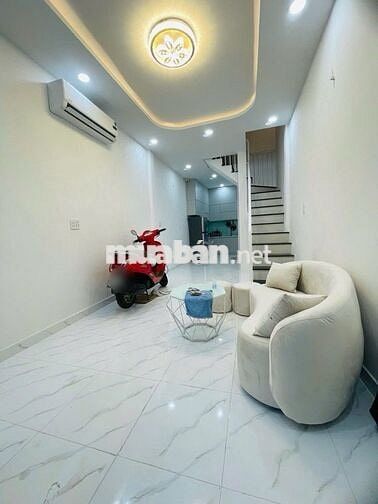 BÁN NHÀ 2 TẦNG, 2PN,HXH HUỲNH VĂN BÁNH. P12(P,PHÚ NHUẬN) CHỈ 6.4 TỶ TL