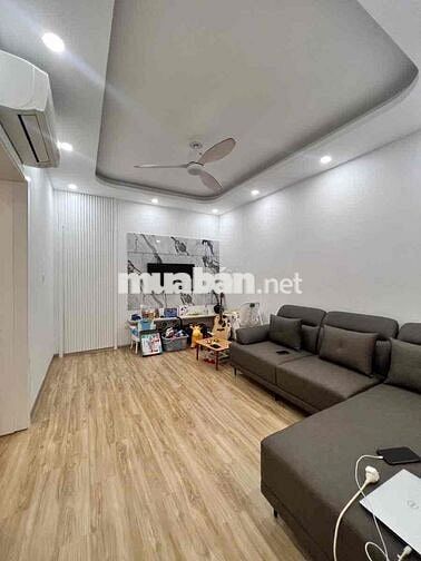Căn hộ 90 m2 rất đẹp phố Láng Hạ - 3 ngủ 2vs tầng 2 sổ đỏ Đống Đa full