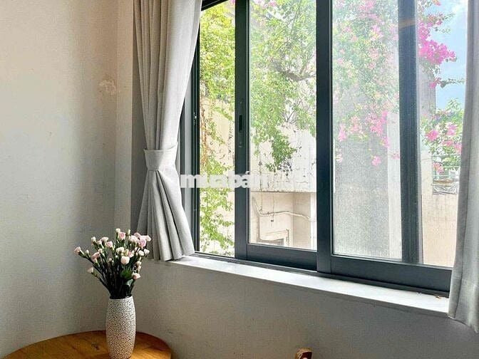 Cho thuê căn hộ mini balcony - thang máy - cầu Lê Văn Sỹ - VX Dân Chủ