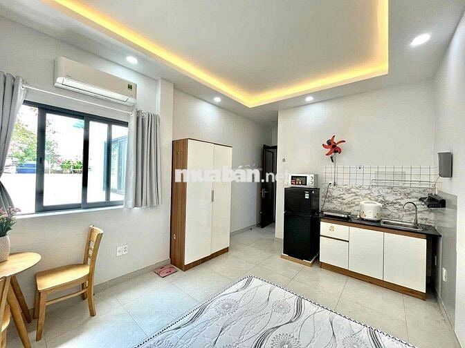 Cho thuê căn hộ mini balcony - thang máy - cầu Lê Văn Sỹ - VX Dân Chủ