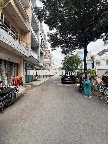 ĐẤT MẶT TIỀN KHU 301 NẰM NGAY CÔNG VIÊN P.LINH TÂY