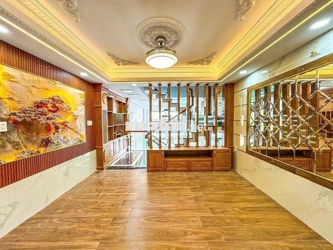 🏡 Nhà 5 Tầng Lê Văn Quới, Hxh 8M Thông, Gần Chợ, Ở Ngay, 8.7 Tỷ