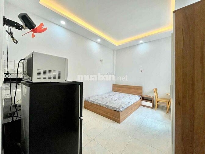 Cho thuê căn hộ mini balcony - thang máy - cầu Lê Văn Sỹ - VX Dân Chủ