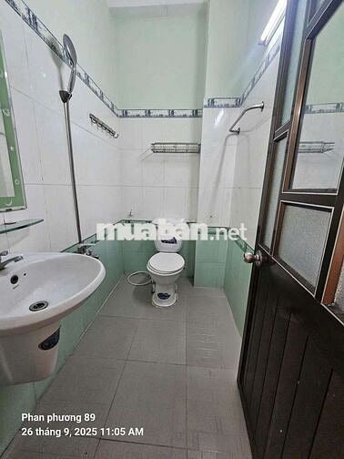 Cần cho thuê nhà P.TMT Q12 .DT 4 x20. 1 trệt 3 lầu 4PN 5WS
