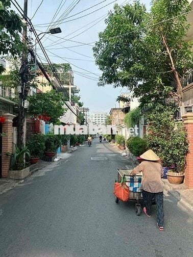 LÔ GÓC 2 MẶT TIỀN ĐƯỜNG NGUYỄN XÍ 115M2 ĐANG CHO HIGHLANDS COFFEE THUÊ