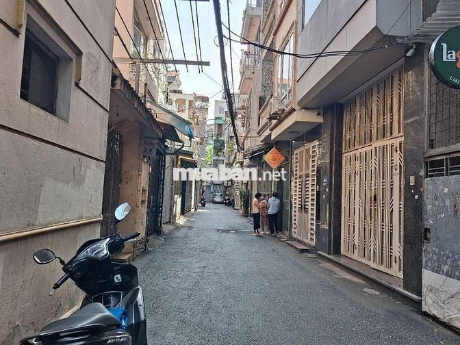 Bán nhà dân xây 5t Ngõ 155 Cầu Giấy 7.7ty